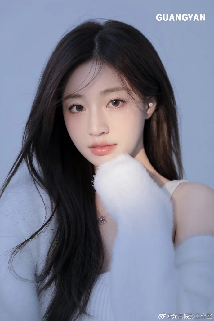 假面女郎 封面