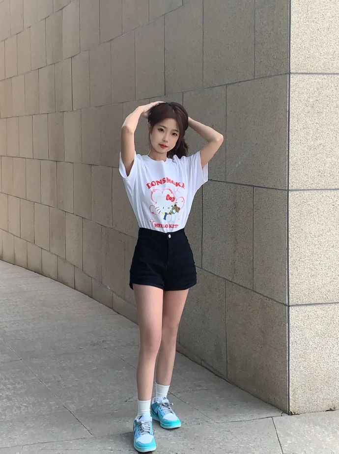 可怜的东西 封面